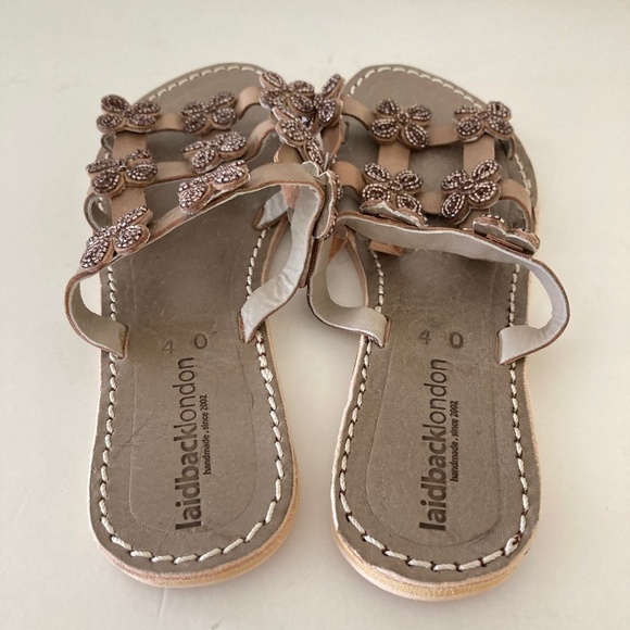 NWOT LaidBackLondon Anthropologie Adara Pink/Beaded Rose Floral Sandals Sz 40 - Picture 3 of 5